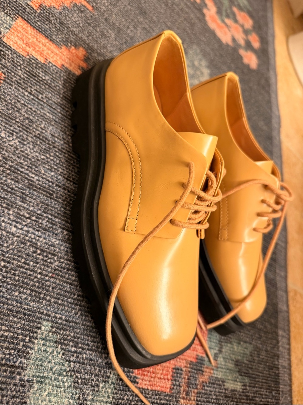 Anthropologie Platform Oxford Shoes Tan Brown Lug Sole Lace Up Loafers EU 38